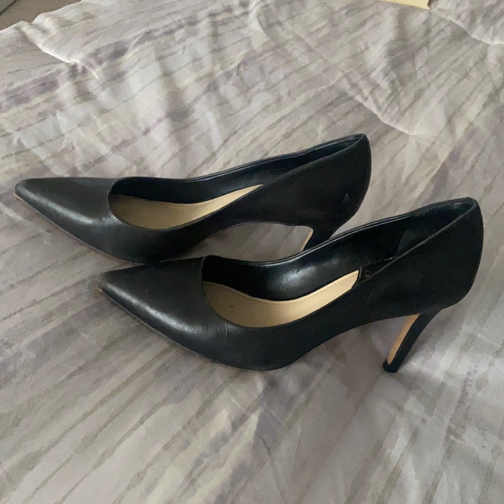 Chic Vince Camuto Heels